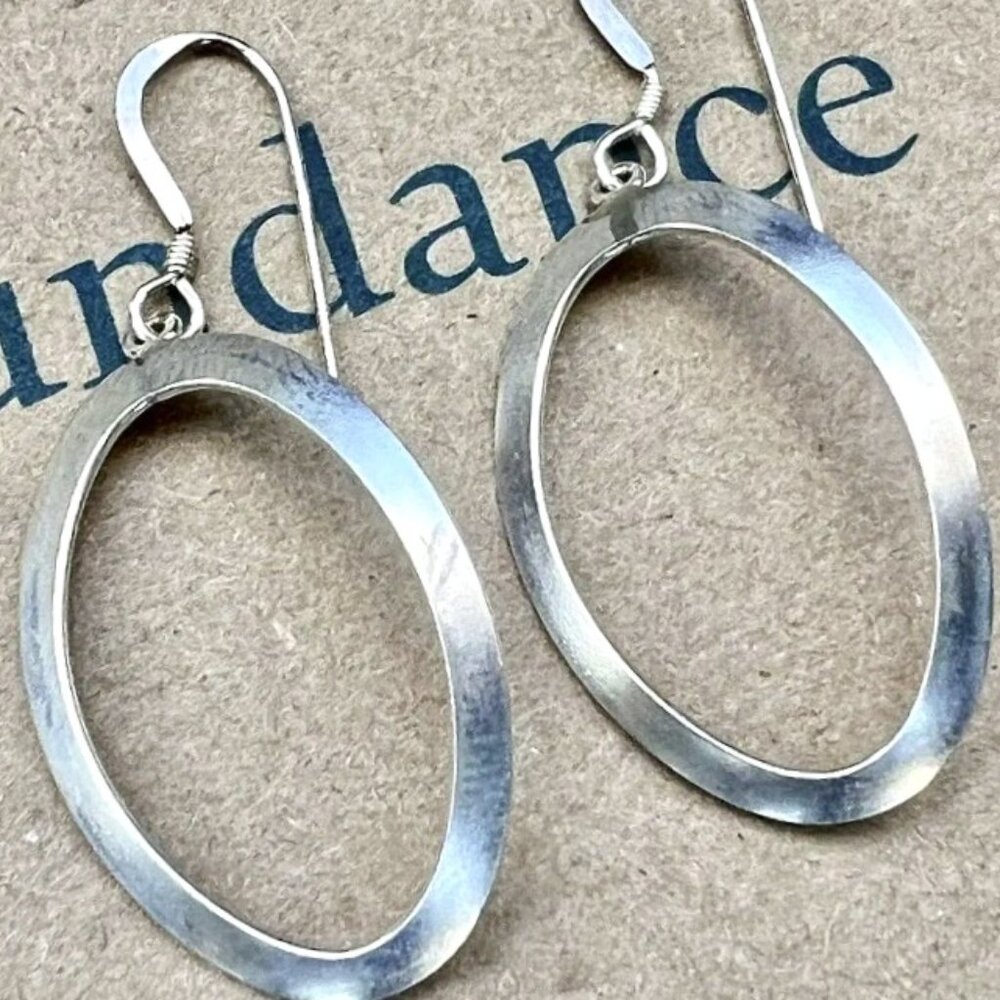 Sundance $68 NEW Matte Sterling Silver Hoop Lightweight 1-5/8" Dangle Earrings
